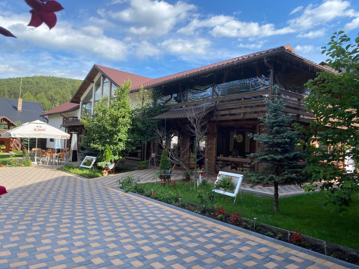 Roua Voronetului Hotell Gura Humorului Exteriör bild