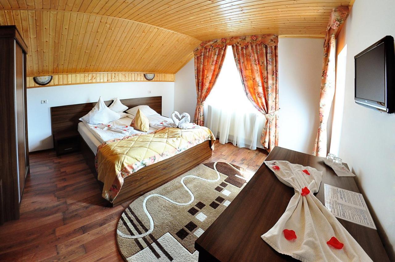 Roua Voronetului Hotell Gura Humorului Rum bild
