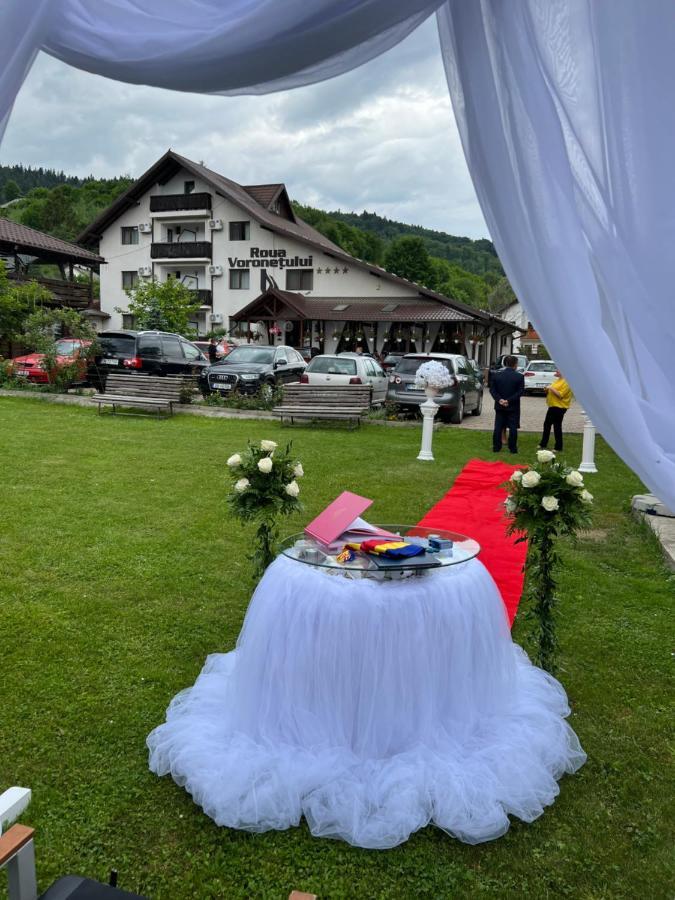 Roua Voronetului Hotell Gura Humorului Exteriör bild